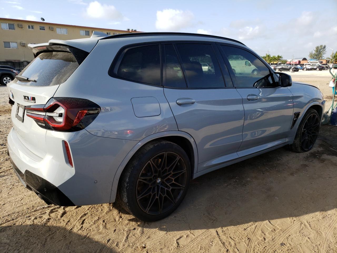 2022 BMW X3 M VIN:JN1EV7CP1NM311271