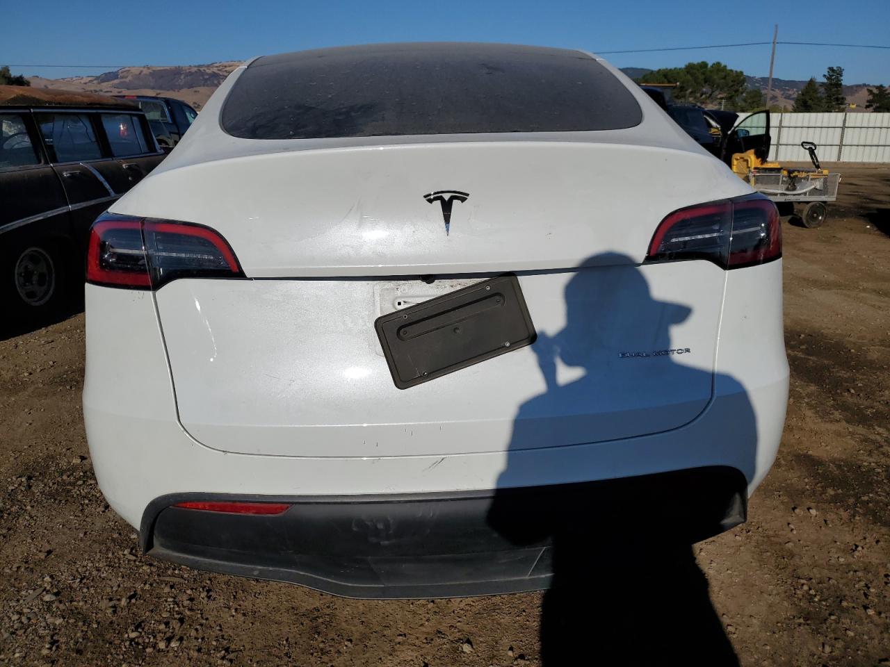 2023 TESLA MODEL Y  VIN:7SAYGAEE3PF970884