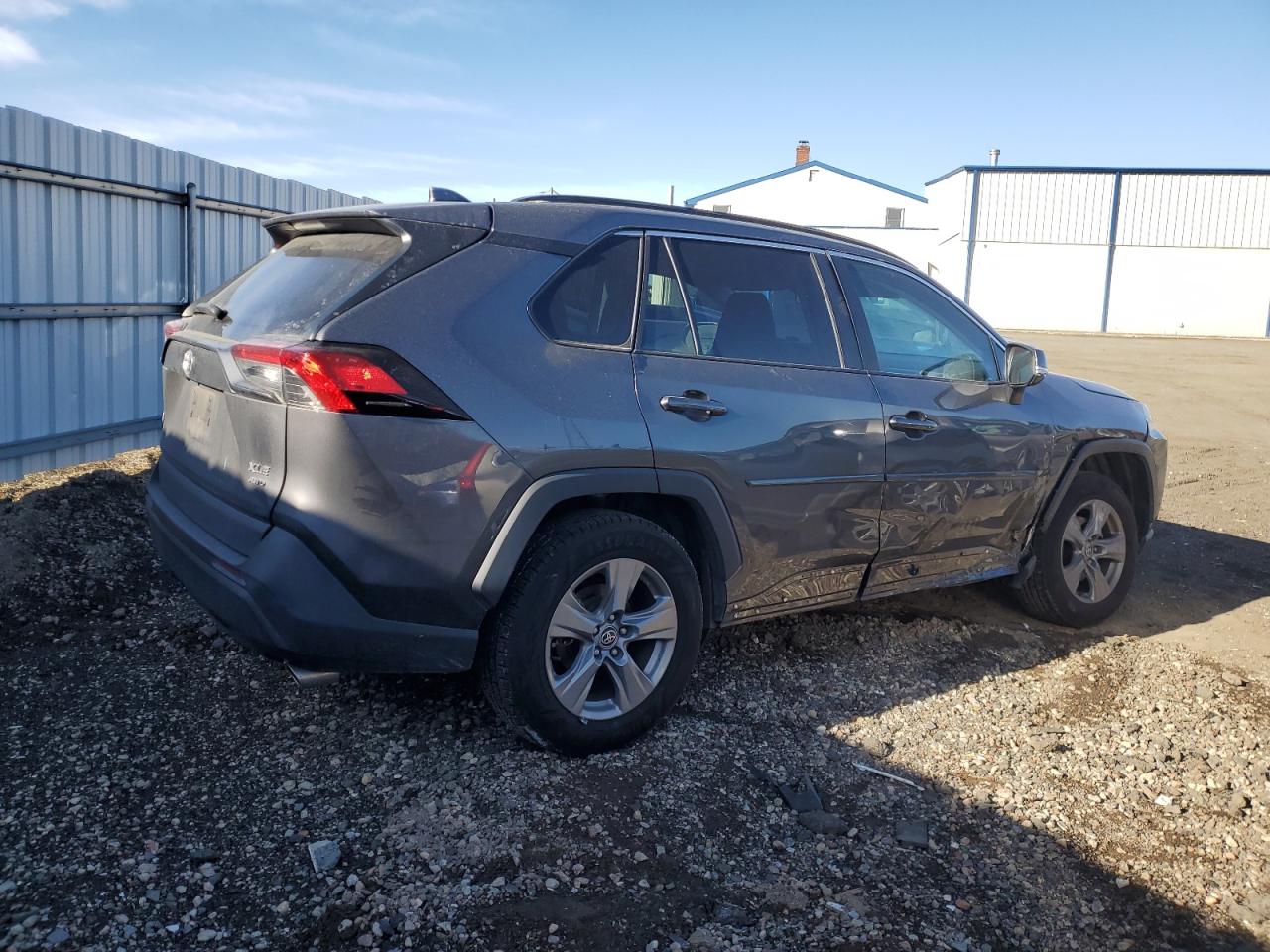 2022 TOYOTA RAV4 XLE VIN:2T3P1RFV0NC281384