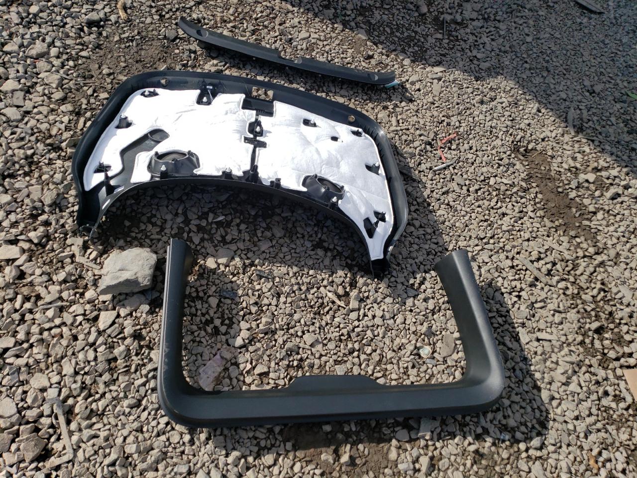 2024 TESLA MODEL Y  VIN:7SAYGDEDXRF042808