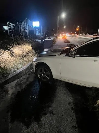 2016 Mercedes-Benz C 200 WDDWF3HB8HR232049 VIN:WDDWF3HB8HR232049