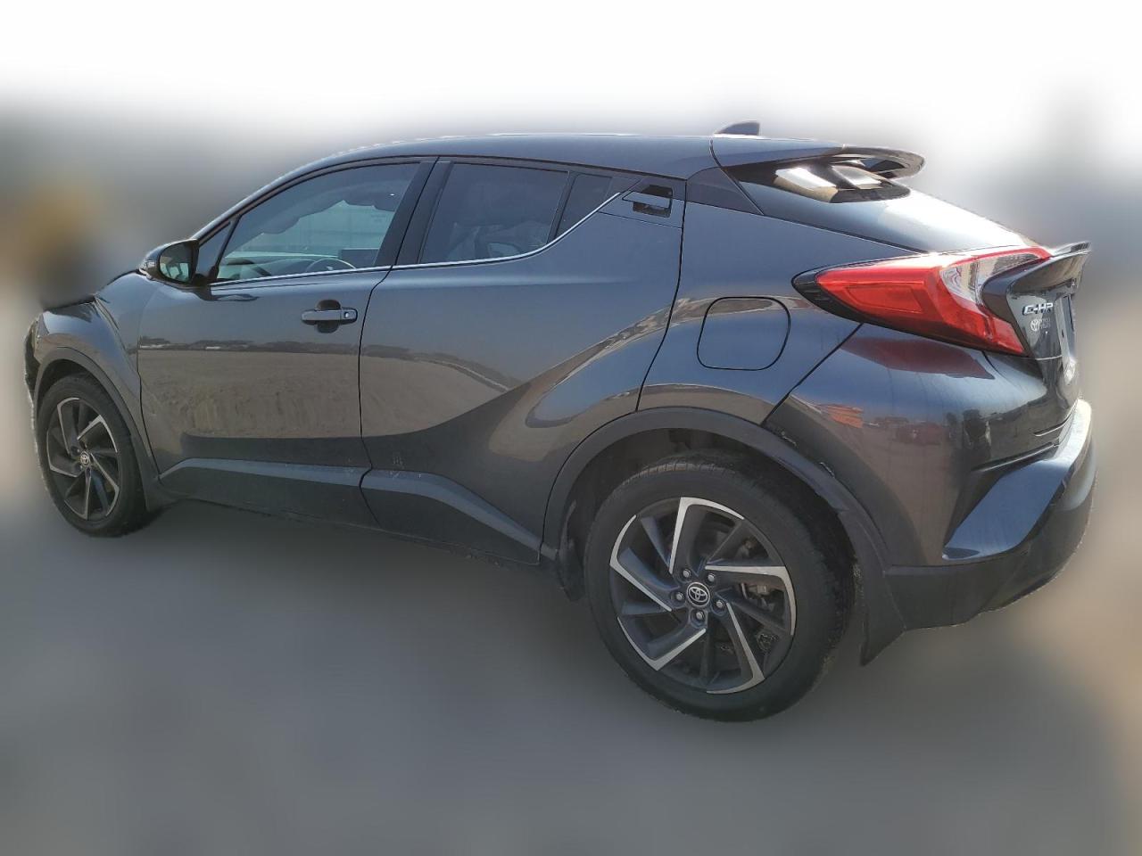 2022 TOYOTA C-HR XLE VIN:NMTKHMBX6NR143332