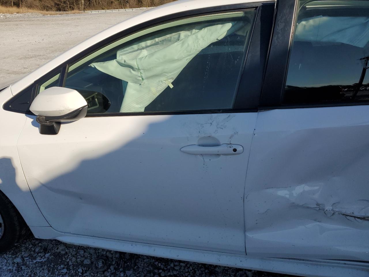 2022 TOYOTA COROLLA LE VIN:JTDEPMAE7NJ208400