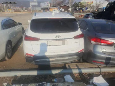2018 Hyundai Santa FE VIN: