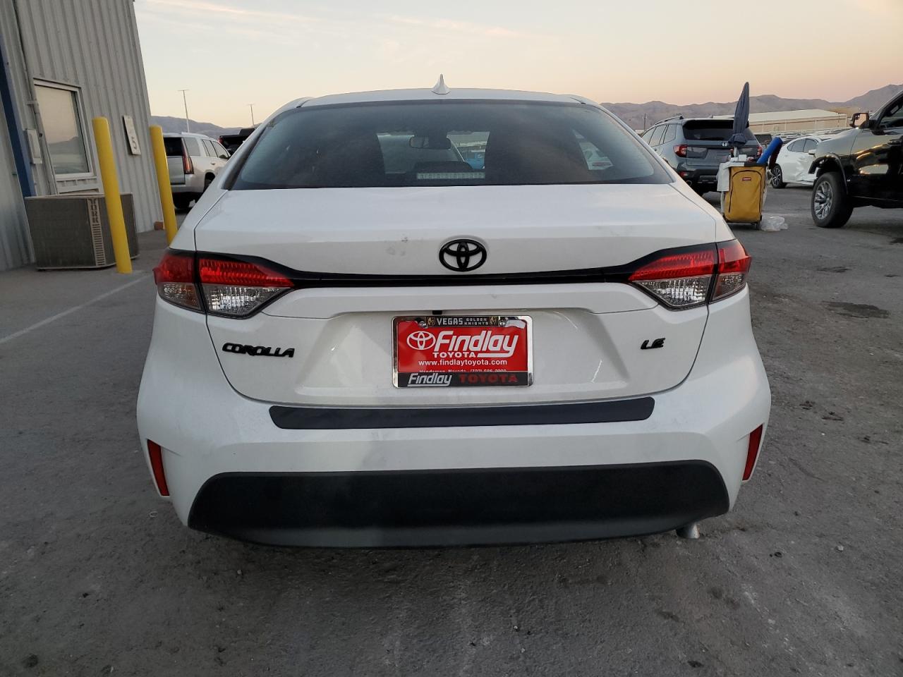 2024 TOYOTA COROLLA LE VIN:5YFB4MDEXRP221876