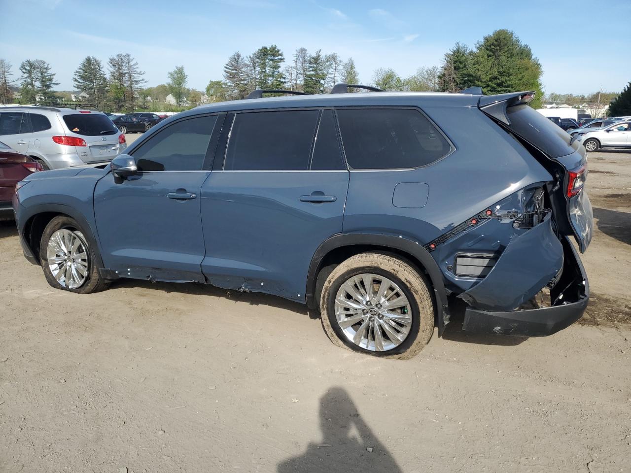 2024 TOYOTA GRAND HIGHLANDER XLE VIN:5TDAAAB58RS010009