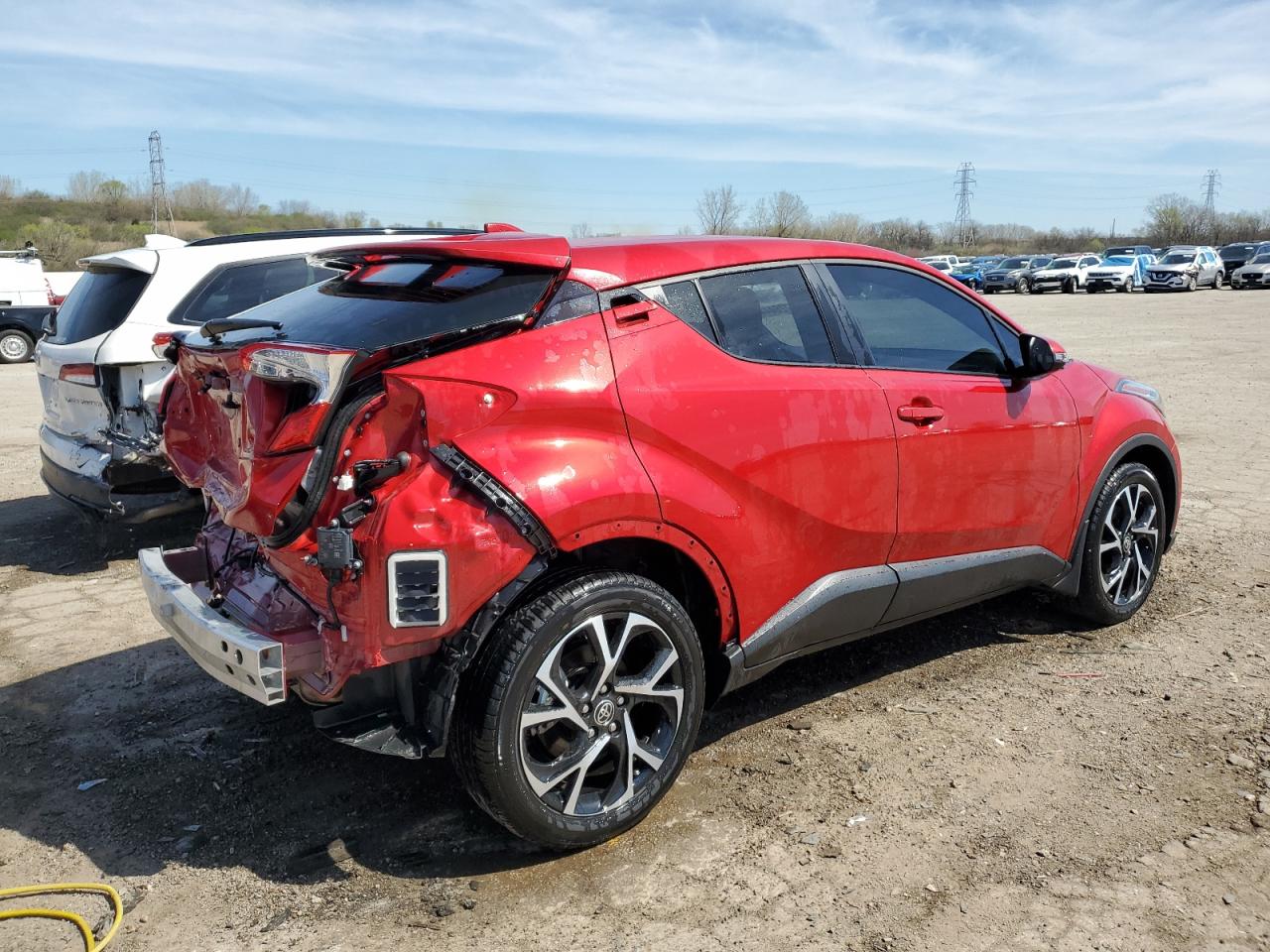 2022 TOYOTA C-HR XLE VIN:NMTKHMBX1NR145540