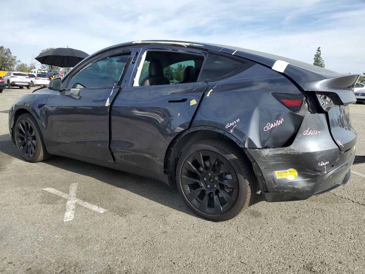 2022 TESLA MODEL Y  VIN:7SAYGDEEXNF368112