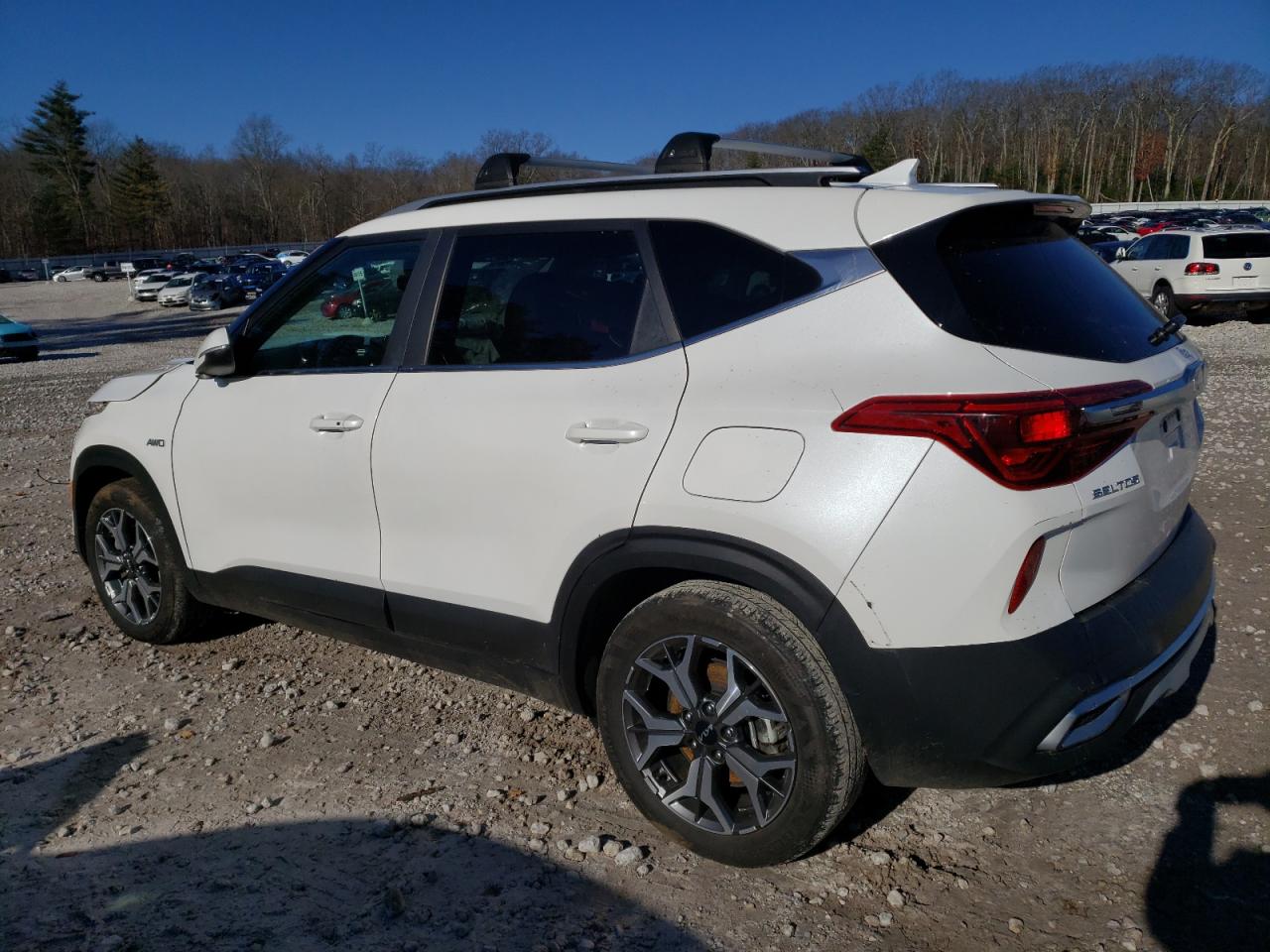 2022 KIA SELTOS EX VIN:KNDERCAA0N7330482
