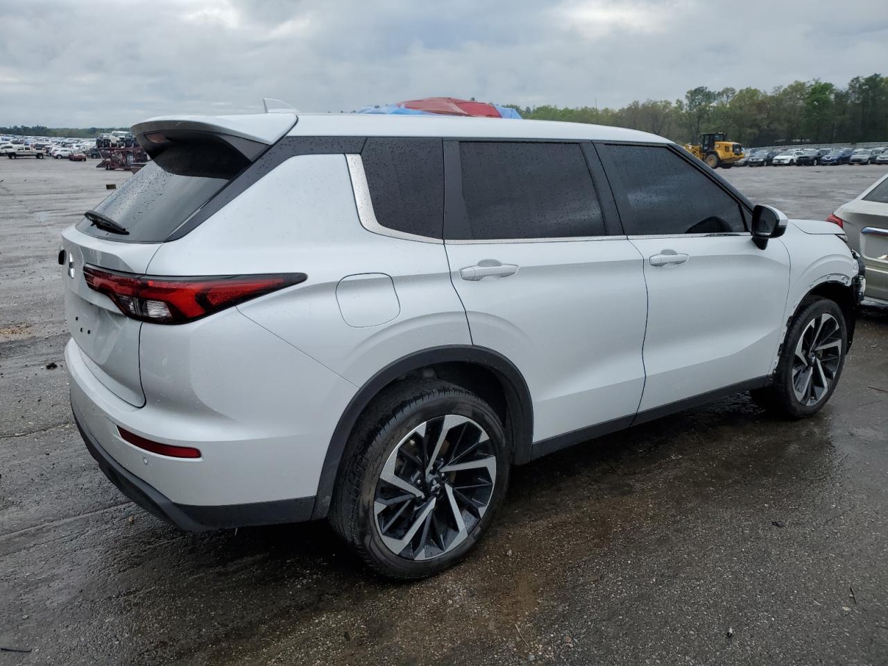 2022 MITSUBISHI OUTLANDER ES VIN:JA4J3TA83NZ053130