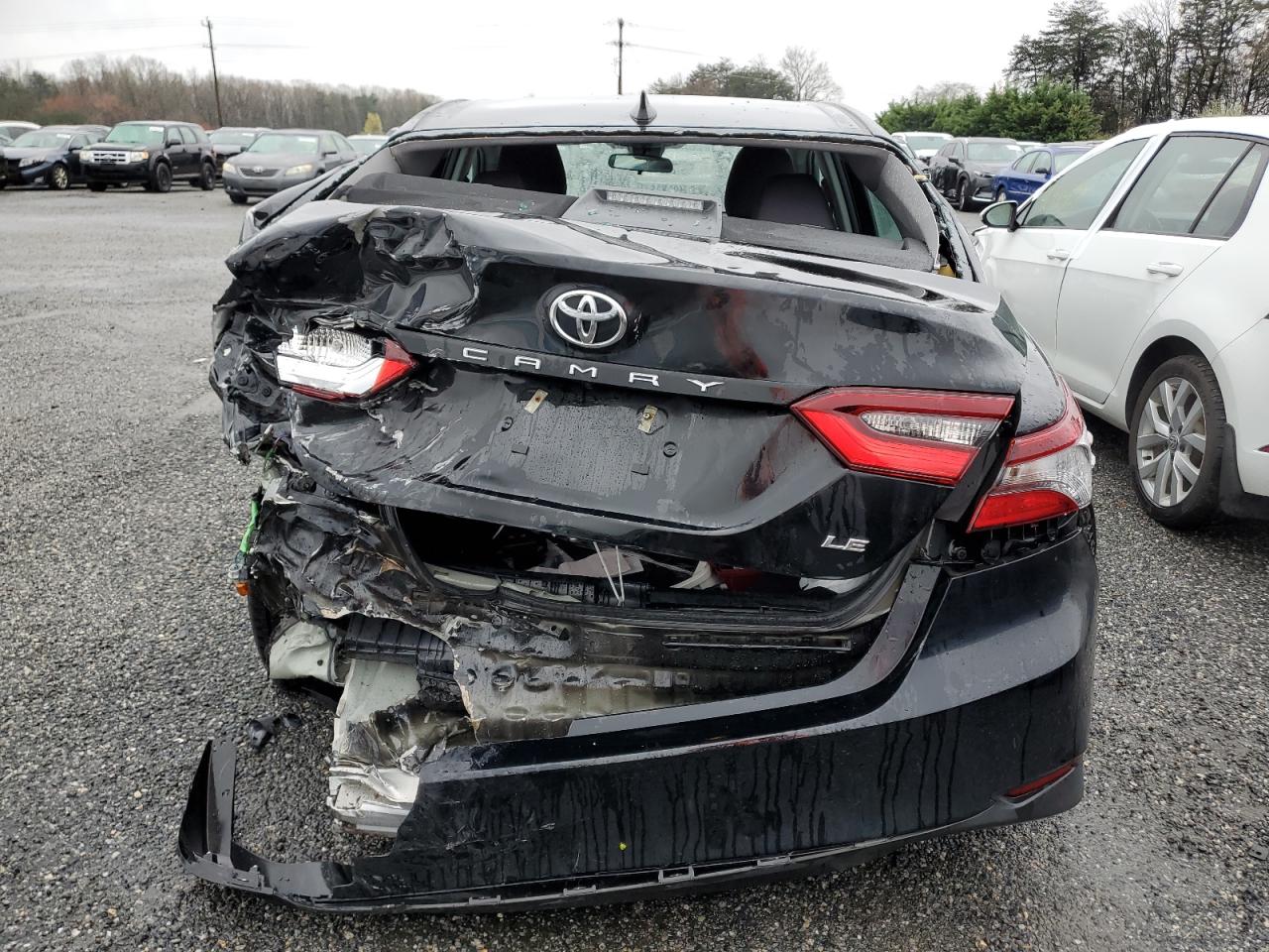 2022 TOYOTA CAMRY LE VIN:4T1C11AK8NU042296