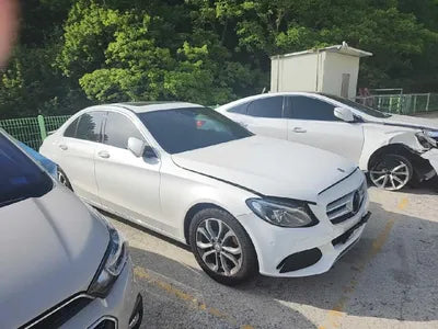 2016 Mercedes-Benz C 200 032KMWDDWF4CB4GF3 VIN:032KMWDDWF4CB4GF3