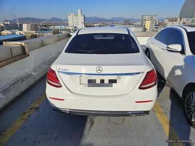 2017 Mercedes-Benz E 220 WDDZF0EB0HA171701 VIN:WDDZF0EB0HA171701