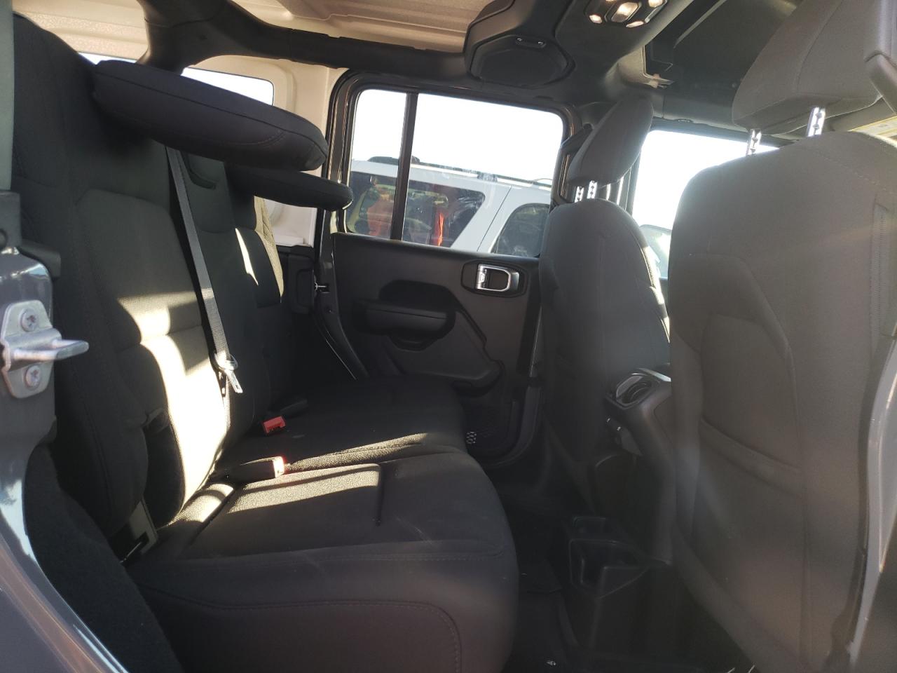 2022 JEEP WRANGLER UNLIMITED SPORT VIN:1C4HJXDN2NW273413
