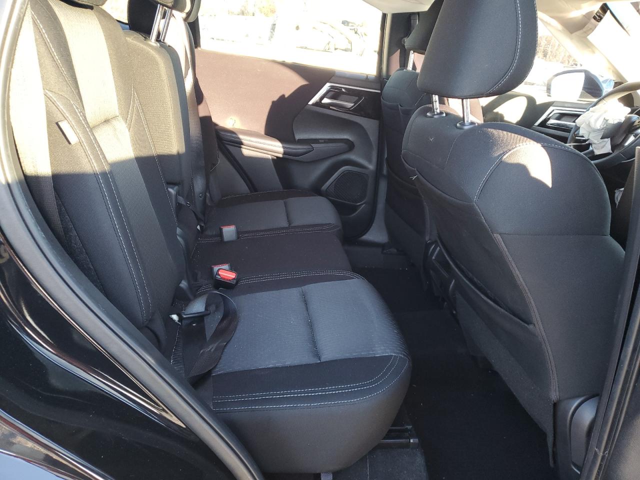 2024 MITSUBISHI OUTLANDER ES VIN:JA4J3UA80RZ006388