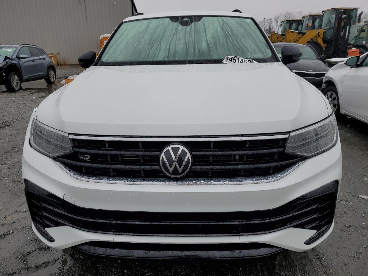 2023 VOLKSWAGEN TIGUAN SE R-LINE BLACK VIN:3VVCB7AX7PM012828