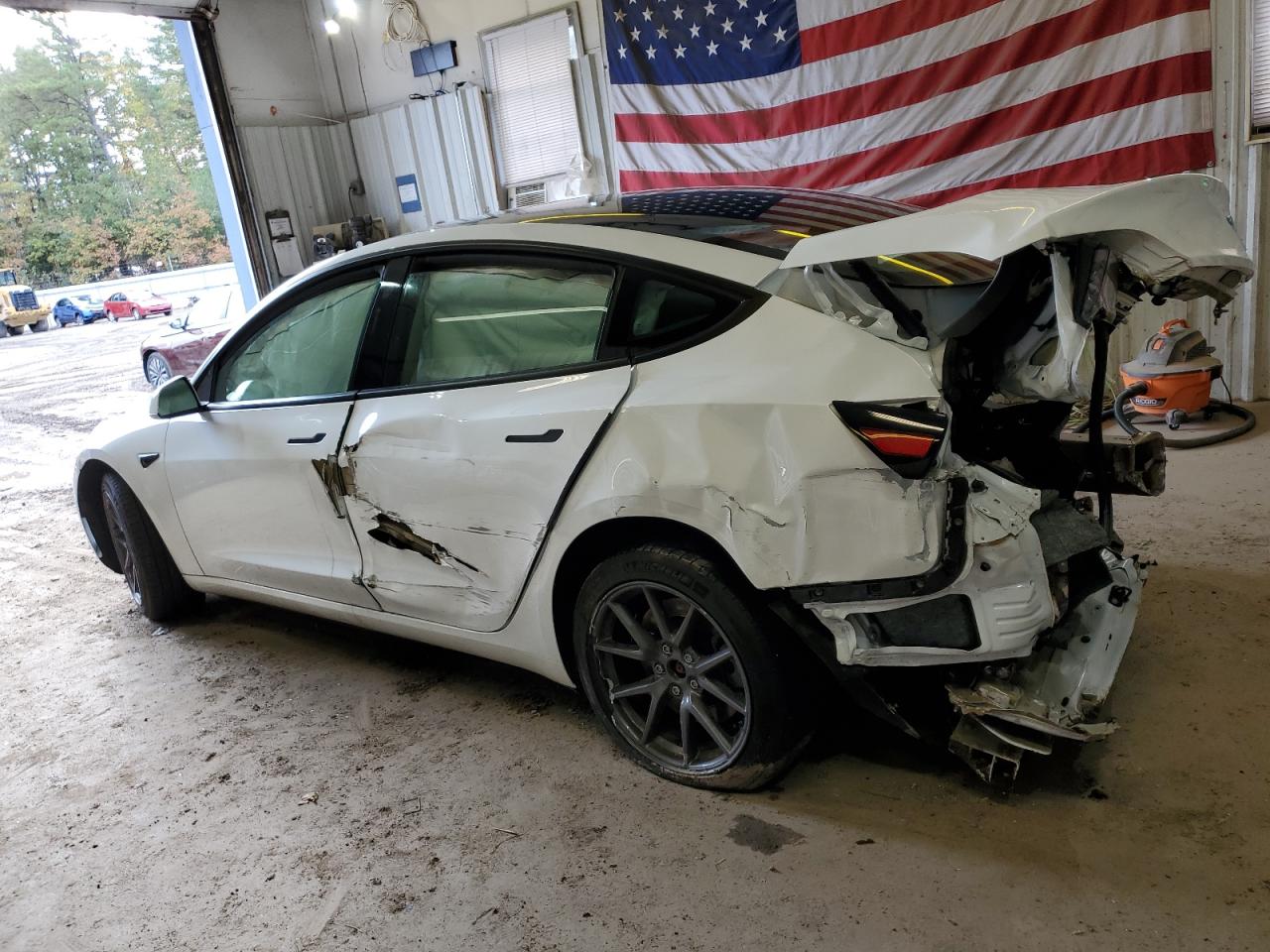 2023 TESLA MODEL 3  VIN:5YJ3E1EAXPF511426
