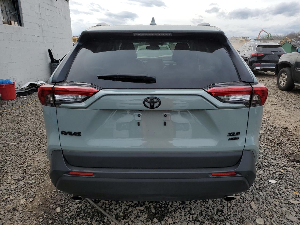 2022 TOYOTA RAV4 XLE VIN:2T3P1RFV9NW288364