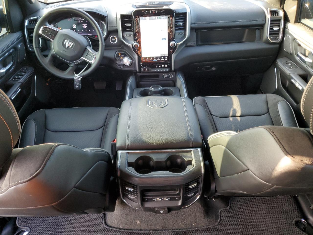 2024 RAM 1500 LARAMIE VIN:1C6SRFJT3RN217088