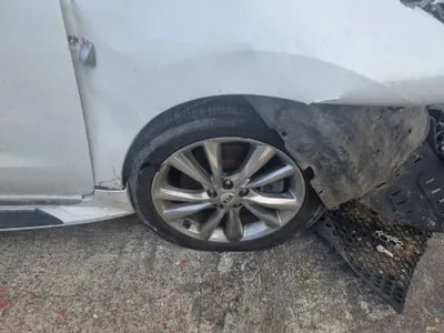 2018 Kia Carnival KNAME81ABKS533413 VIN:KNAME81ABKS533413