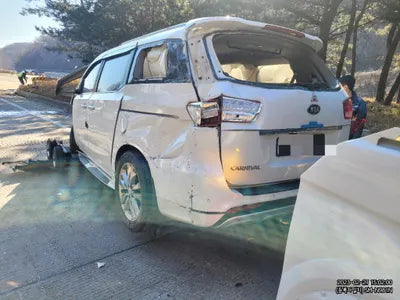 2015 Kia Carnival VIN: