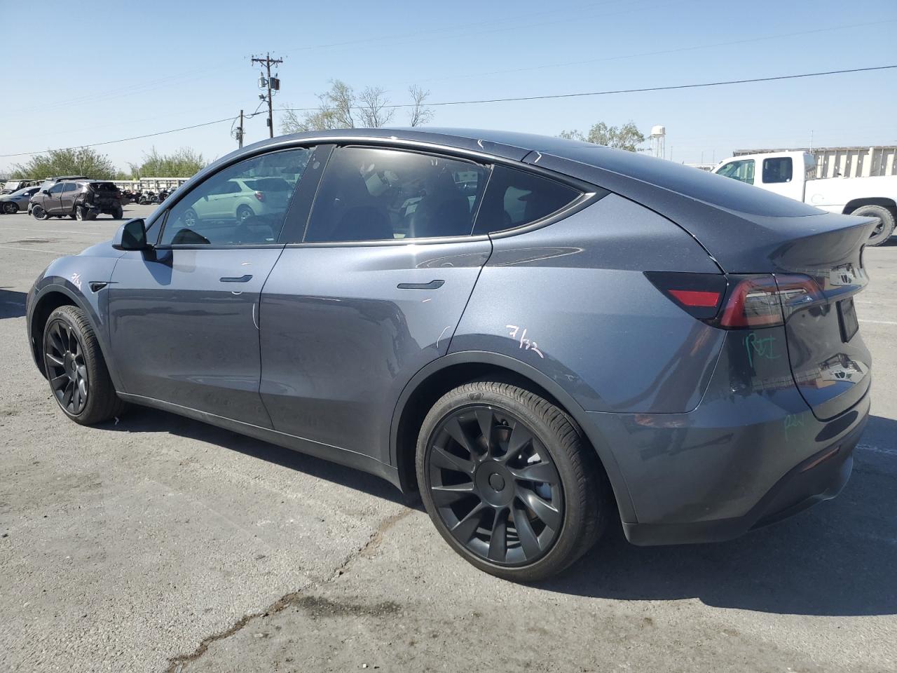 2023 TESLA MODEL Y  VIN:7SAYGDEE5PA080269