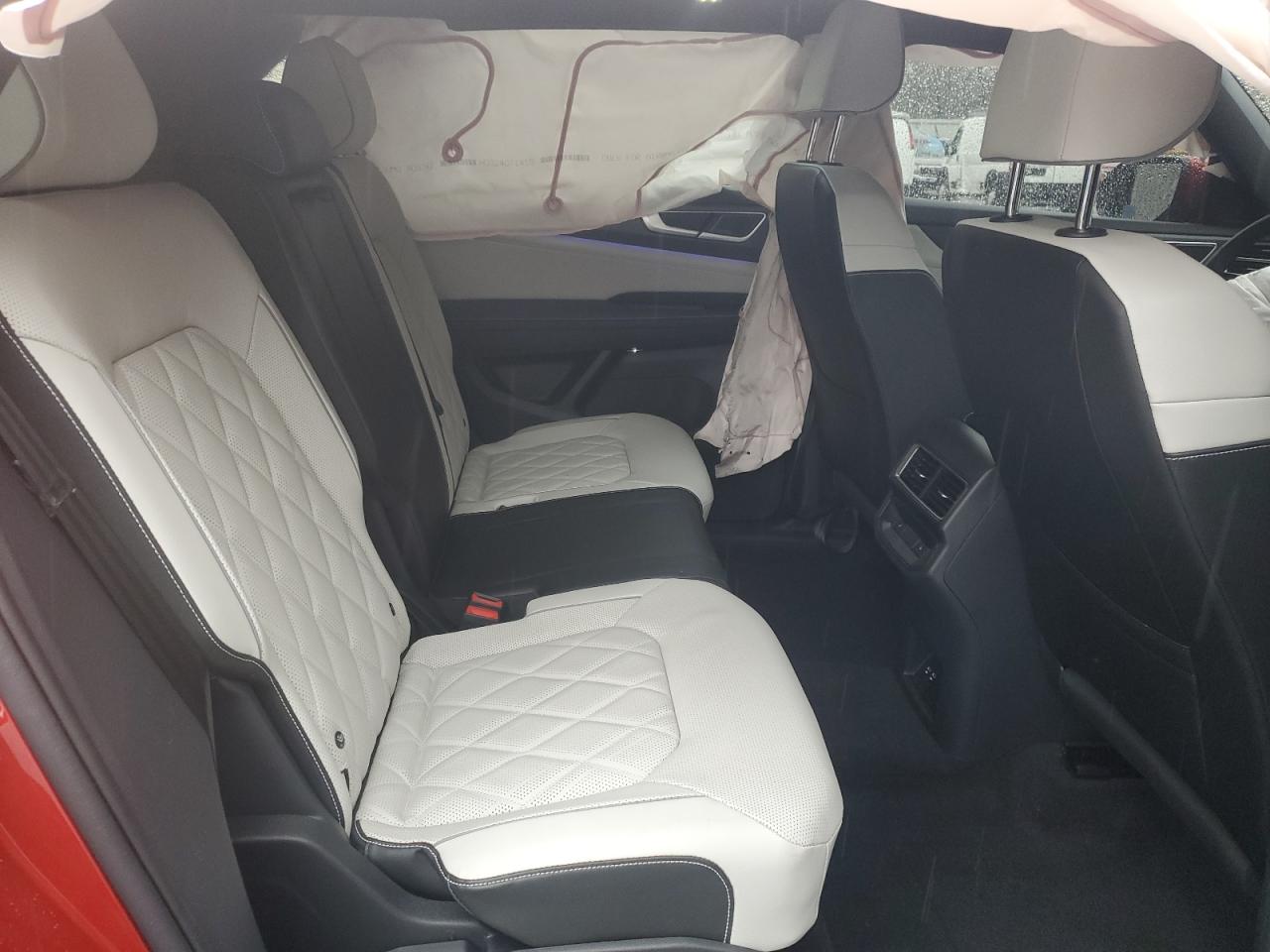 2024 VOLKSWAGEN ATLAS CROSS SPORT SEL PREMIUM R-LINE VIN:1V2FE2CA3RC259586