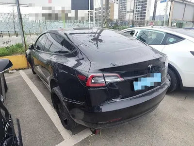 2022 Tesla Model 3 VIN: