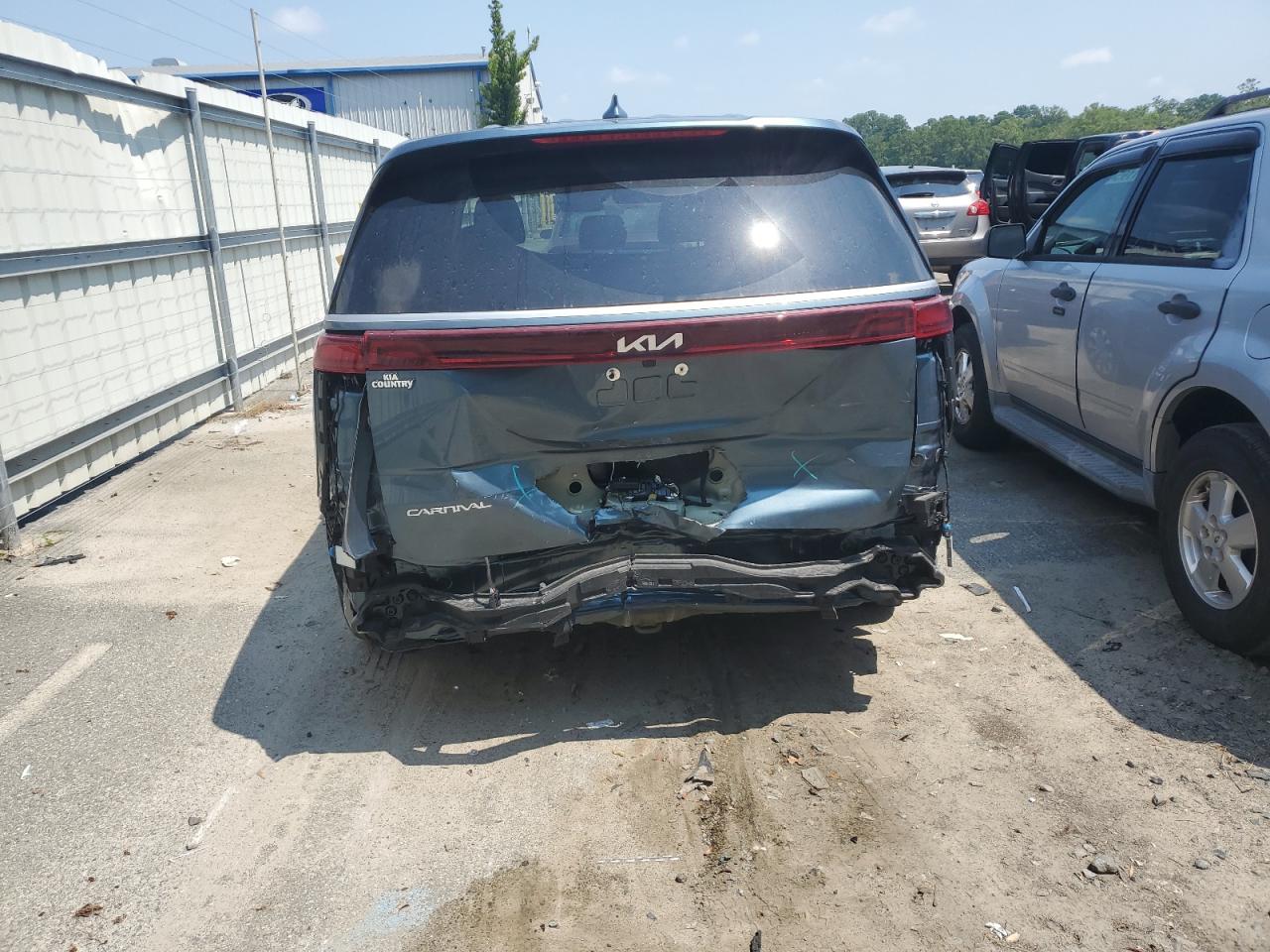 2023 KIA CARNIVAL EX VIN:KNDNC5H36P6275470