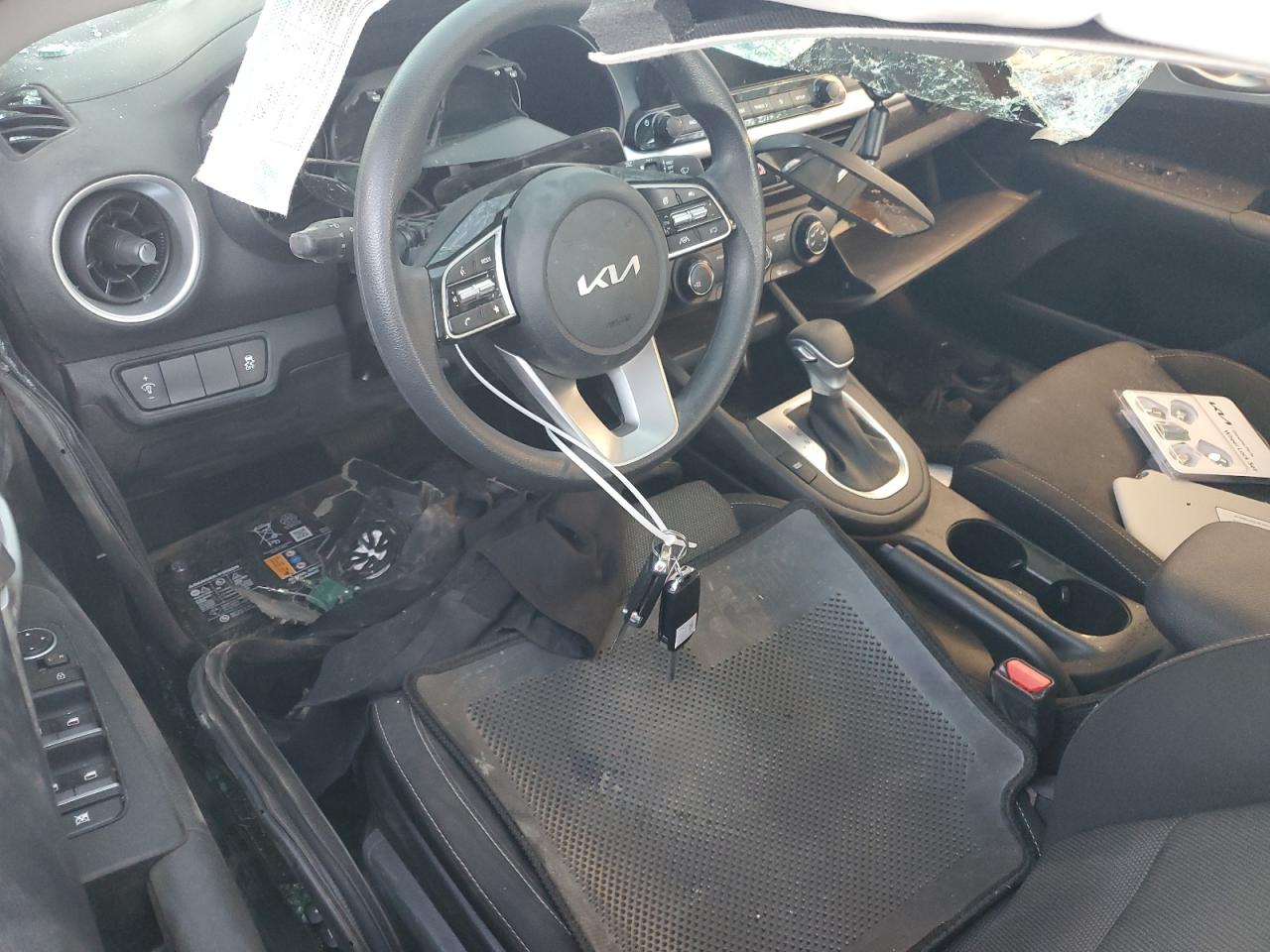 2024 KIA FORTE LX VIN:3KPF24AD9RE793560