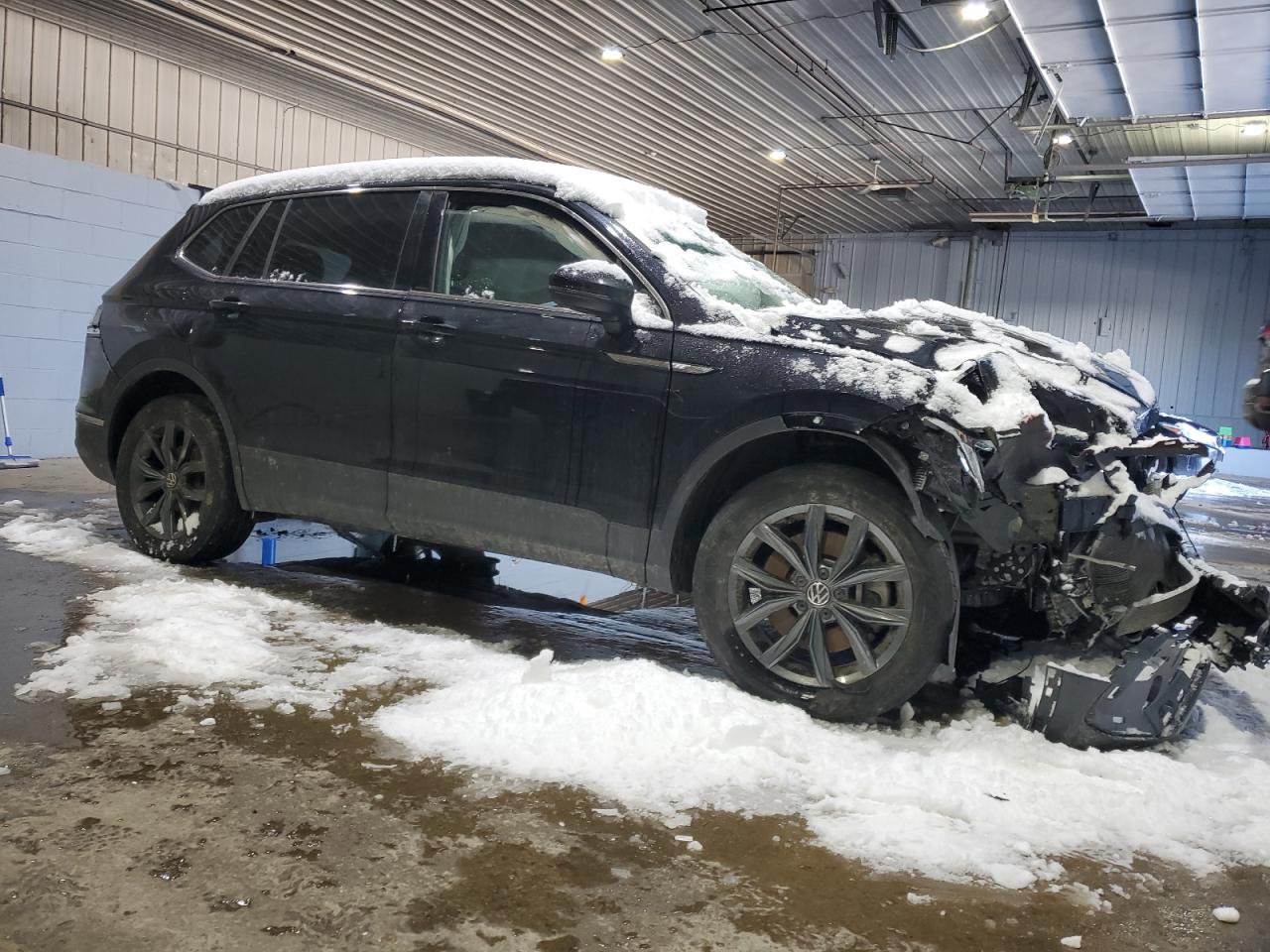 2022 VOLKSWAGEN TIGUAN SE VIN:3VV2B7AX5NM107820