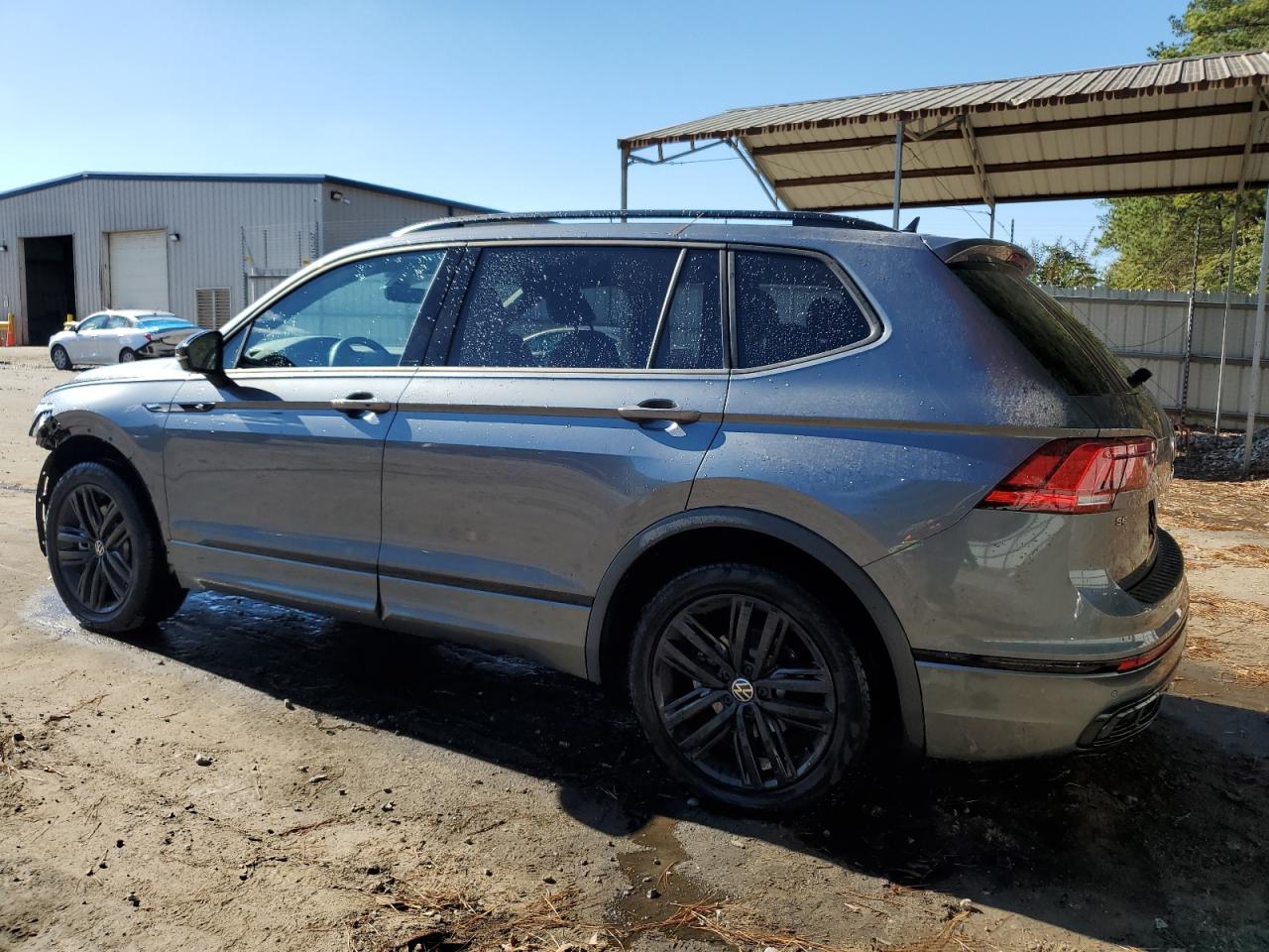 2022 VOLKSWAGEN TIGUAN SE R-LINE BLACK VIN:3VVCB7AX4NM076046