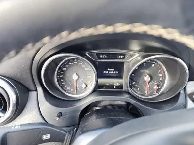 2018 Mercedes-Benz CLA 250 VIN: