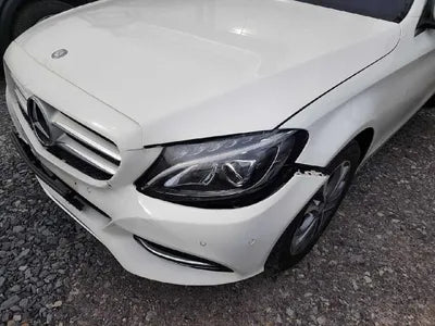 2015 Mercedes-Benz C 220 VIN: