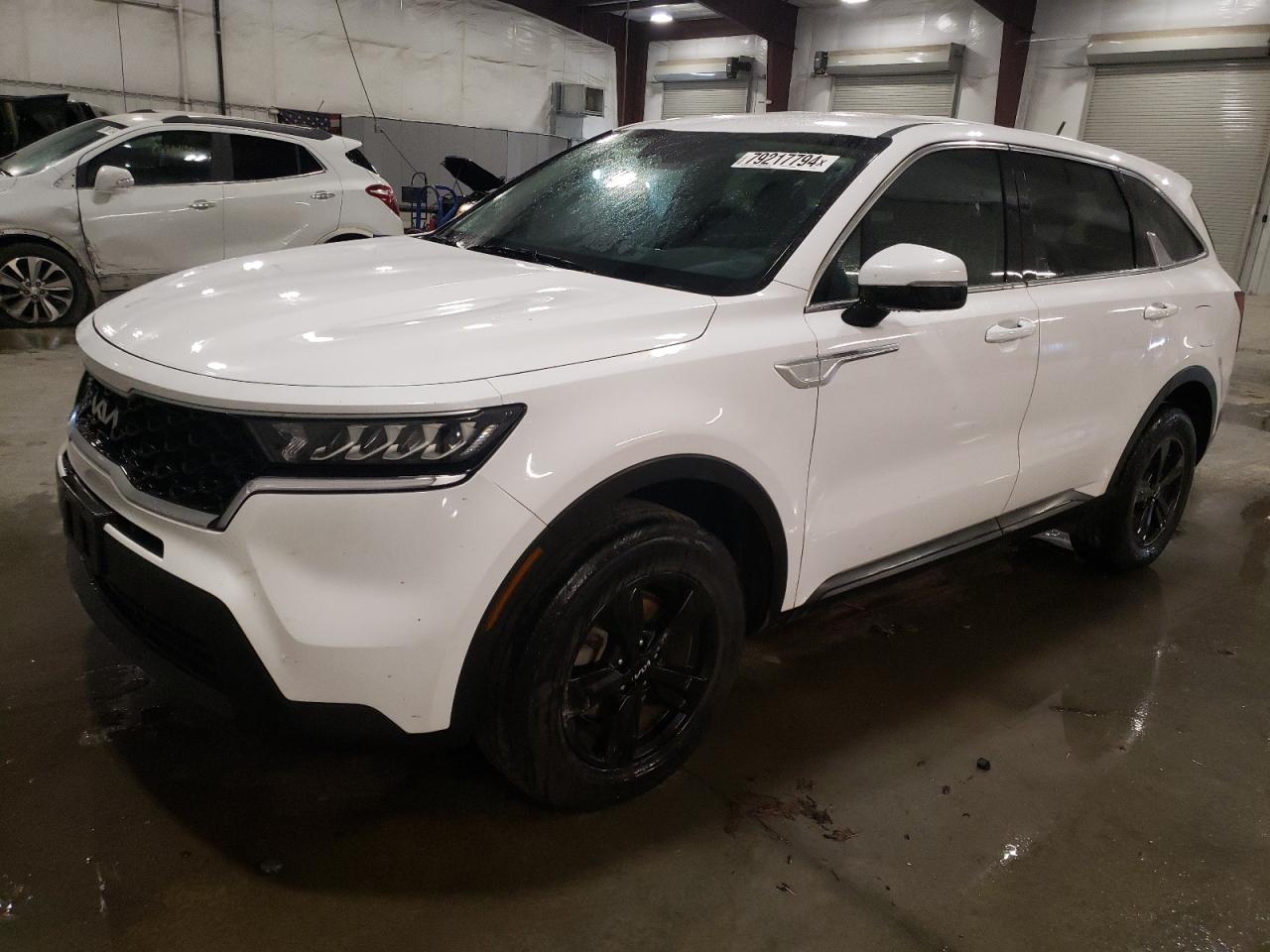 2022 KIA SORENTO LX VIN:5XYRGDLC3NG105214