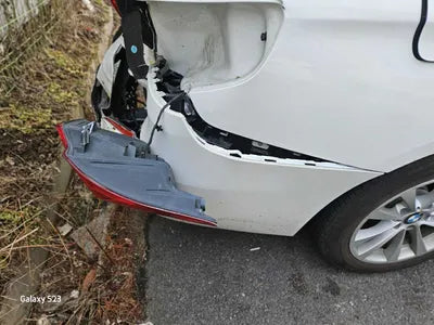 2018 BMW 320 613KMWBA8T3109JGB VIN:613KMWBA8T3109JGB