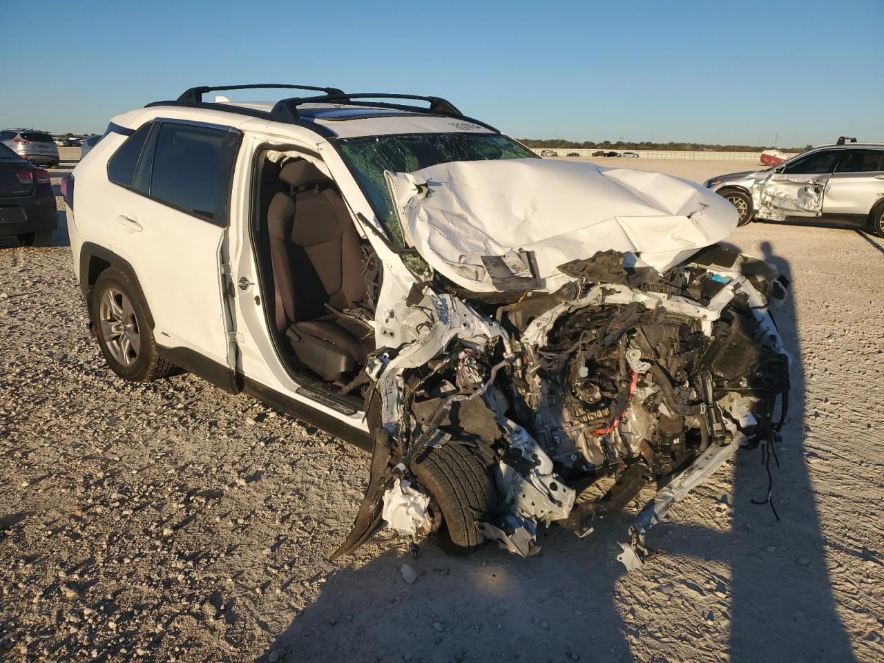 2023 TOYOTA RAV4 XLE VIN:JTMRWRFV3PD208079