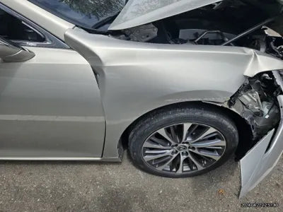 2018 Lexus ES 300 VIN: