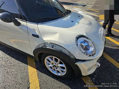 2018 MINI Cooper VIN: