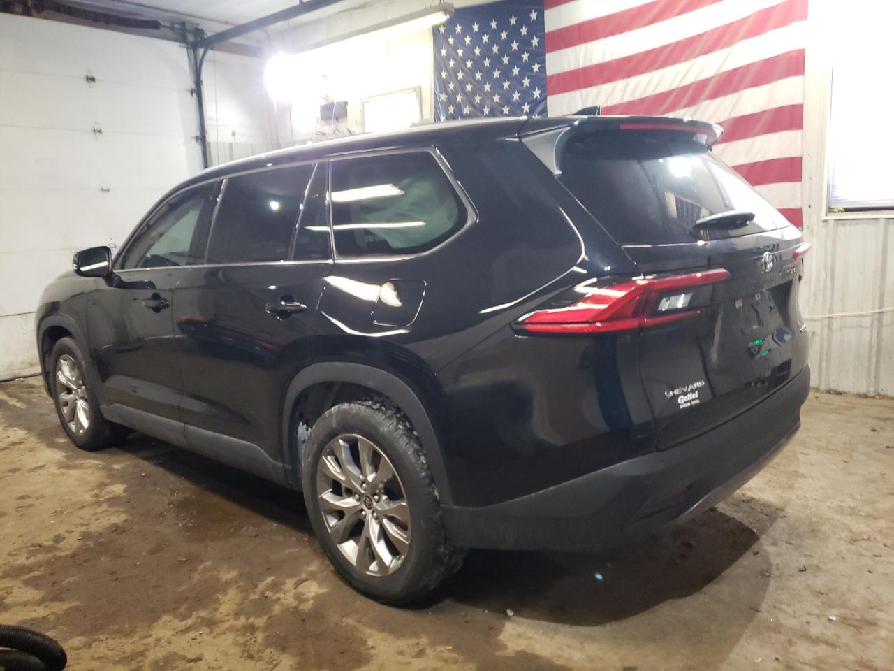 2024 TOYOTA GRAND HIGHLANDER XLE VIN:5TDACAB51RS007477