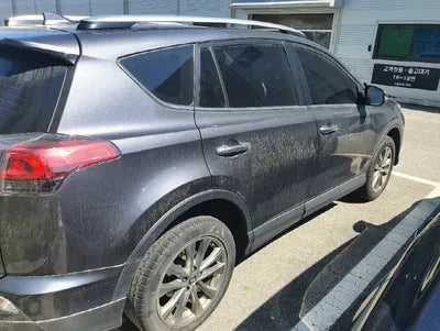 2018 Toyota RAV4 000JTMYFREV4JD112 VIN:000JTMYFREV4JD112