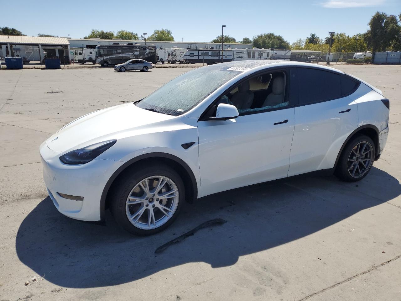 2023 TESLA MODEL Y  VIN:7SAYGAEE0PF640183