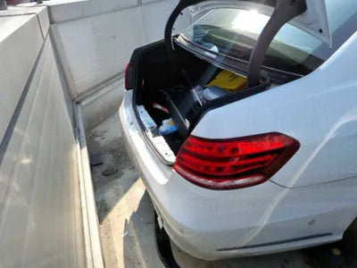 2016 Mercedes-Benz E 300 WDDHF5FB9GB305752 VIN:WDDHF5FB9GB305752