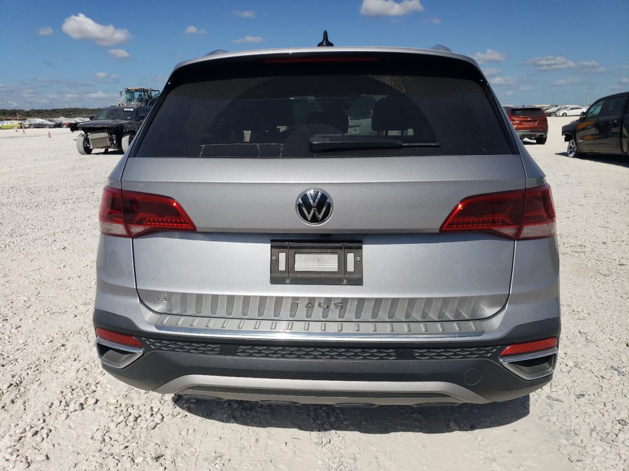 2022 VOLKSWAGEN TAOS SE VIN:3VVSX7B22NM092469