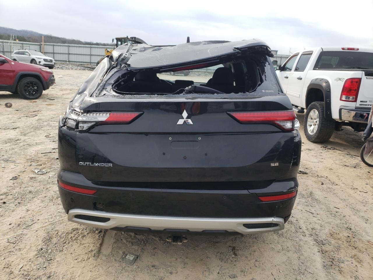 2024 MITSUBISHI OUTLANDER SE VIN:JA4J4VA89RZ013827