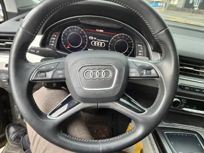 2019 Audi Q7 VIN: