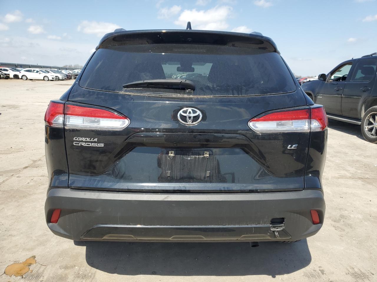 2022 TOYOTA COROLLA CROSS LE VIN:7MUCAAAG7NV031266