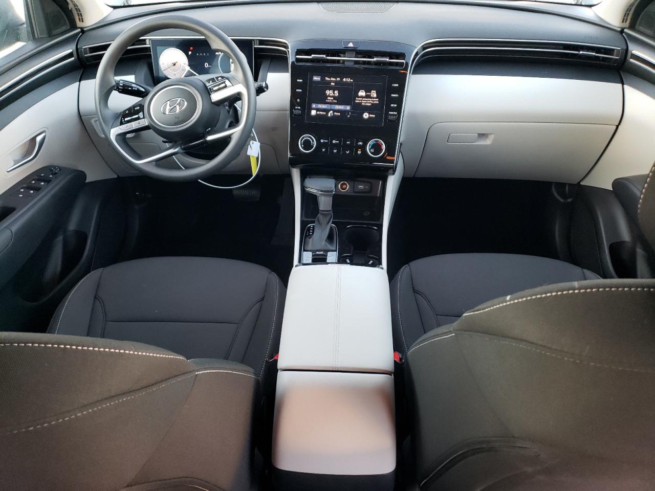 2024 HYUNDAI TUCSON SE VIN:5NMJA3DEXRH438899