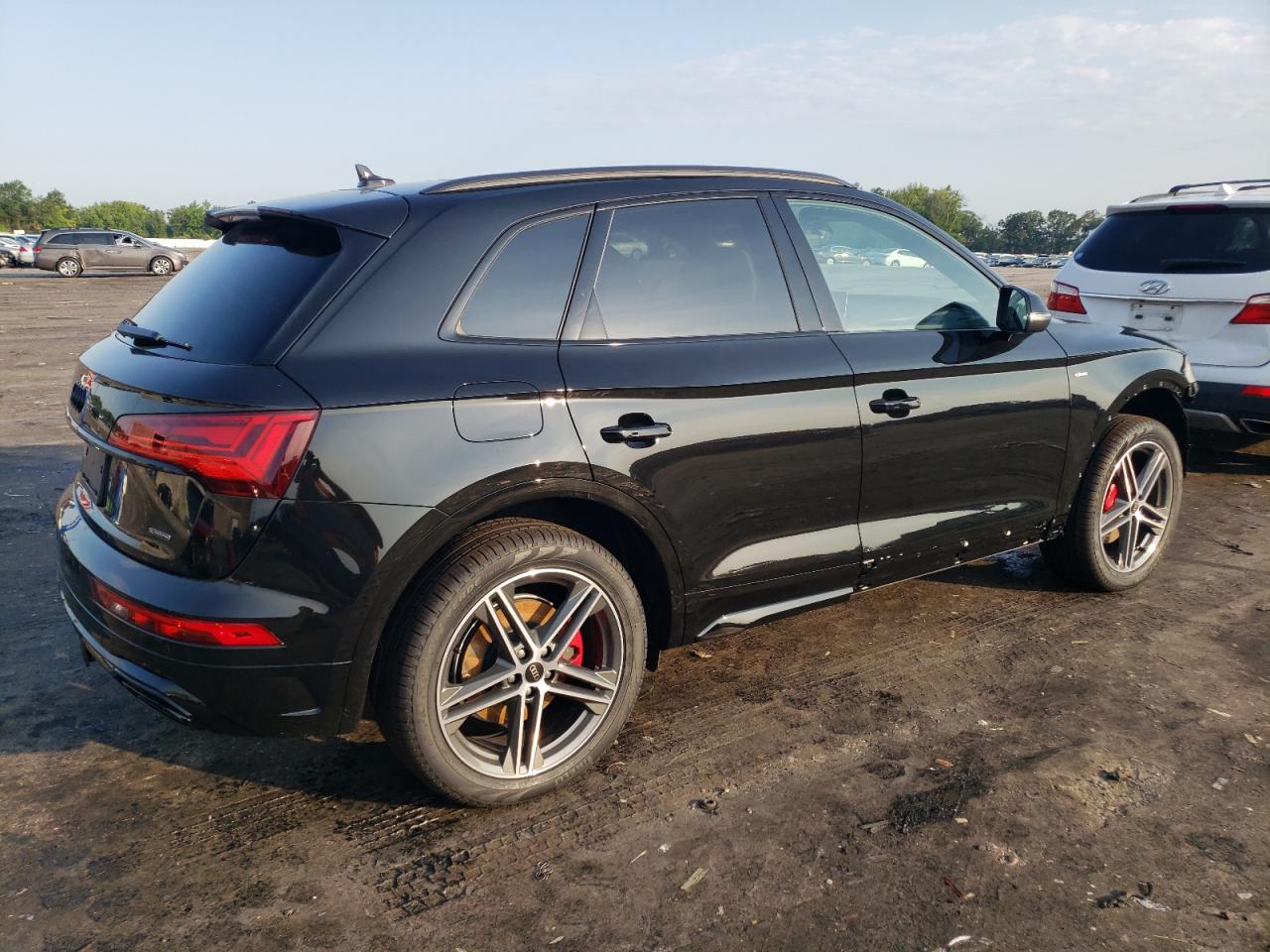 2024 AUDI Q5 E PREMIUM PLUS 55 VIN:WA1E2AFY5R2092303