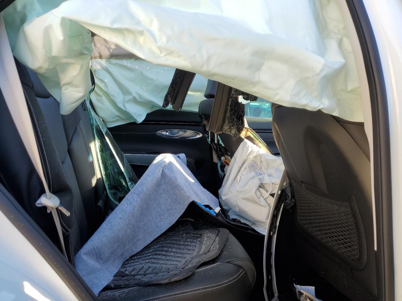 2024 GENESIS GV70 ADVANCED VIN:5NMMCET1XRH003530